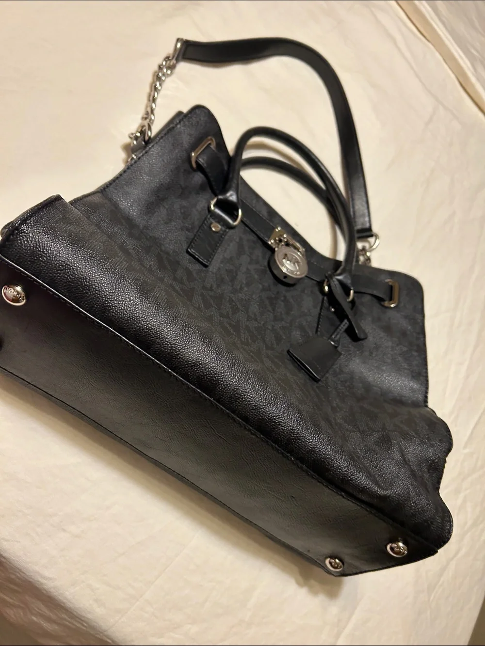 MICHAEL Michael Kors Black Satchel with Gold Hardware - Picture 4 of 13